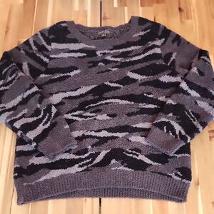 Womens Barefoot Dreams Gray Camo Sweatshirt - Size XL